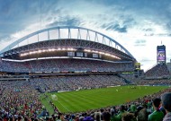 爱游戏-Uzi王者归来！碾压FPX创下悬殊比分，LPL赛场震惊